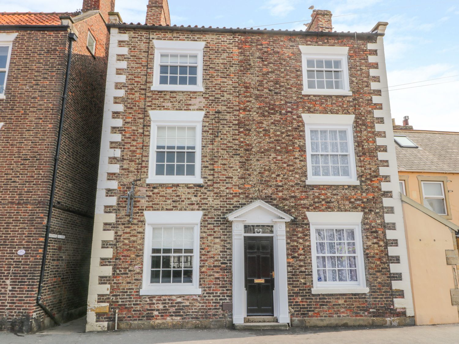 11 Church Street - North Yorkshire (incl. Whitby) - 1005355 - photo 1