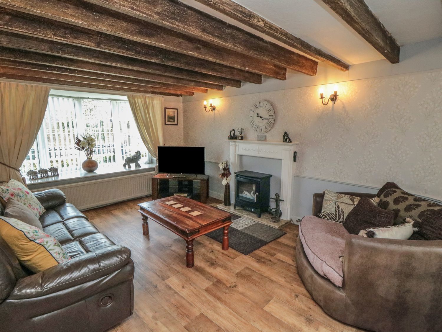 11A High Street Burniston ( Ref 1009858 ) Holiday cottage in Burniston near Scarborough