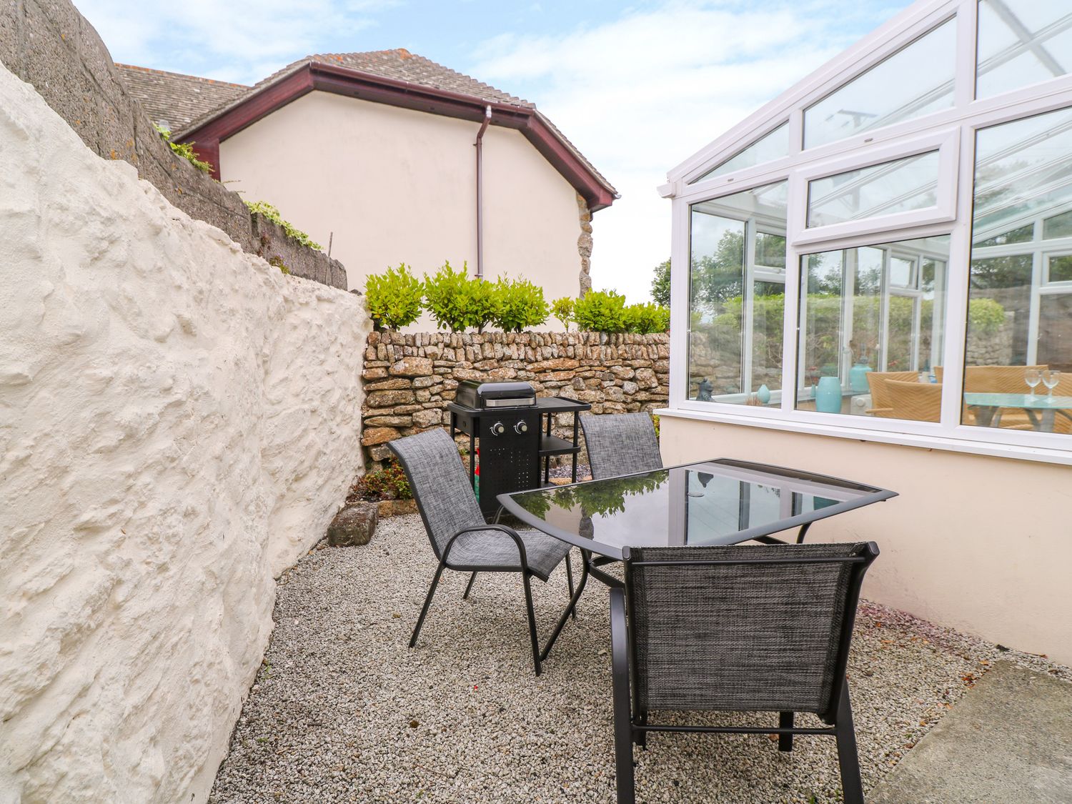 Mossley Cottage                     photo 28