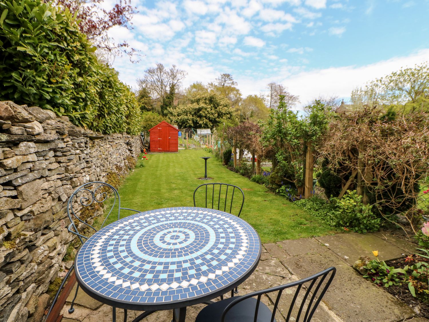 Garden Daisy Cottage Leyburn ( Ref 1014717 ) Holiday Cottage rental in Leyburn North Yorkshire