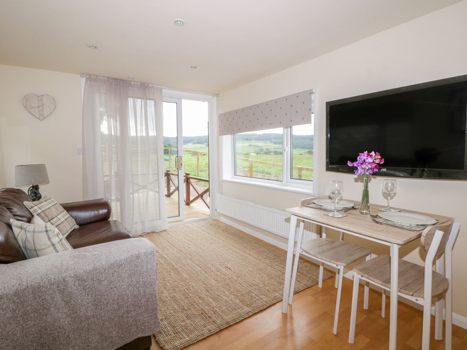 Thirley Beck Lodge Harwood Dale ( Ref 1016582 ) Holiday lodge in Harwood Dale near Scarborough
