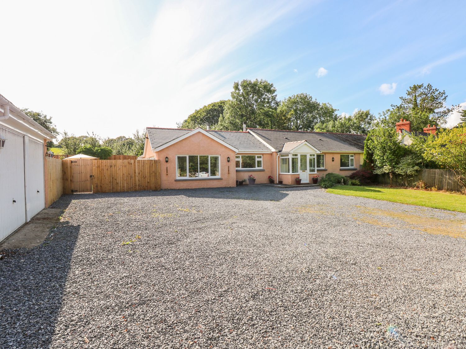 1 Homecroft Bungalows - South Wales - 1017256 - photo 1