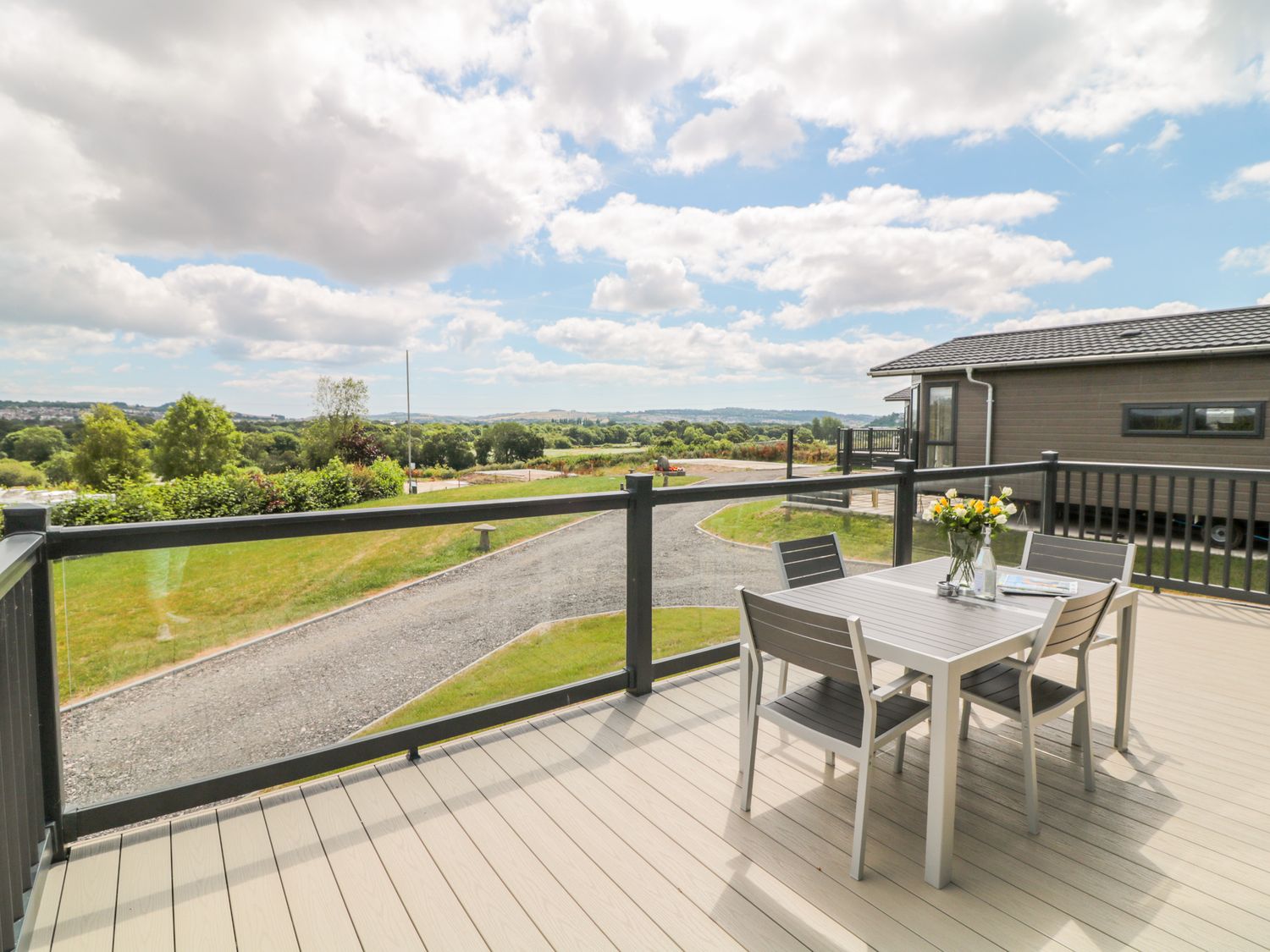 Birch Lodge at Twelve Oaks Farm Lodges ( Ref 1017325 ) Self Catering Holiday Lodge Accommodation in Teigngrace Devon England