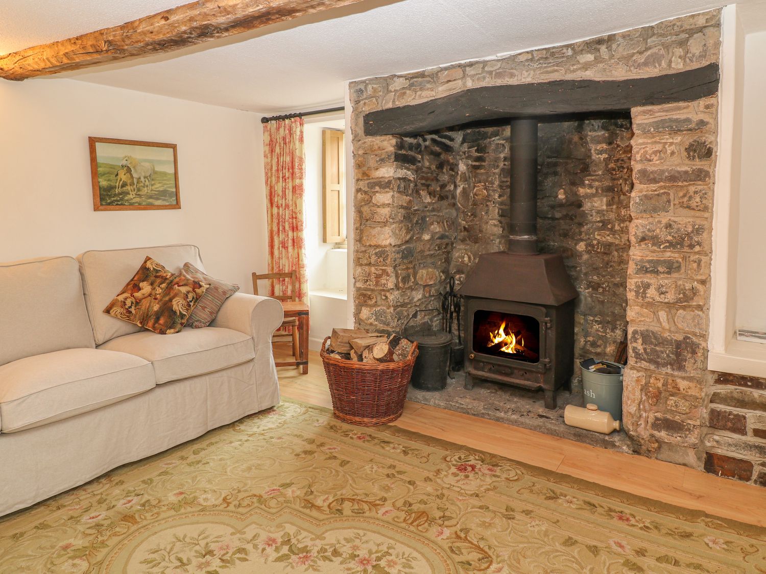 Turnpike Cottage photo 2