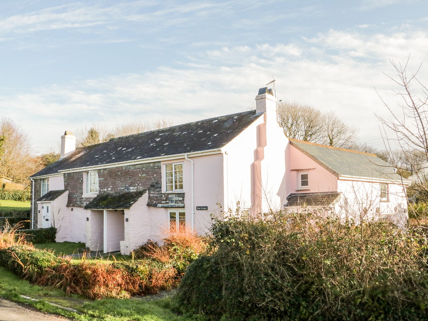 2 Rose Cottages                     photo 2
