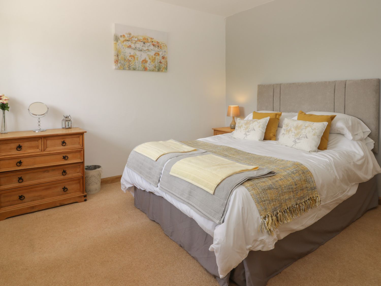 Crabtree Cottage Suffield ( Ref 1034719 ) Book Suffield holiday cottage near Scarborough