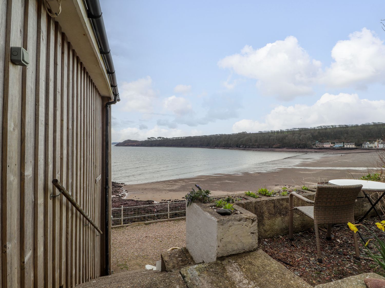 Blackrock Boathouse - South Wales - 1036102 - photo 1