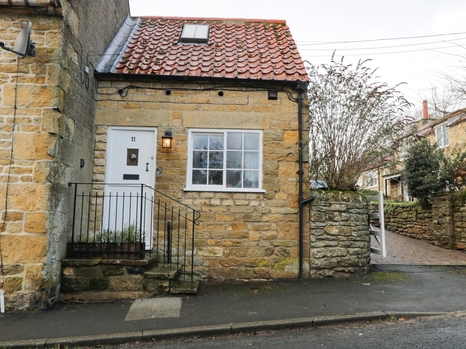 11 Main Street - North Yorkshire (incl. Whitby) - 1040349 - photo 1