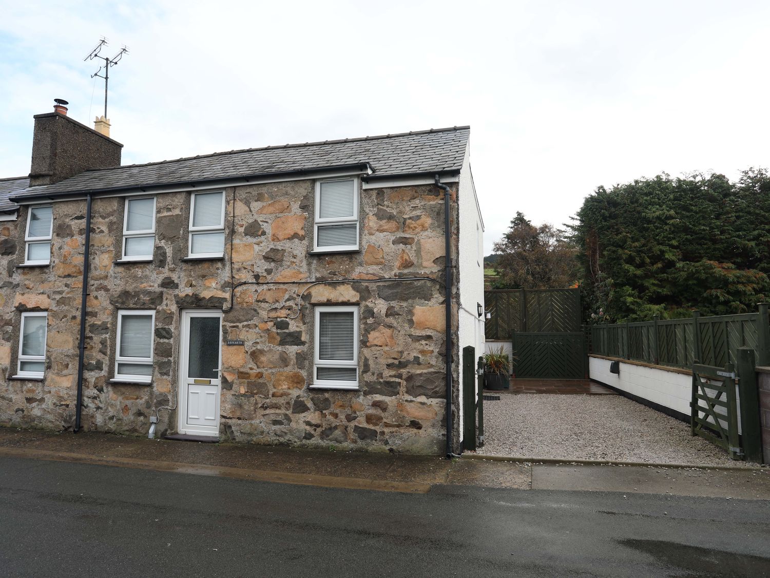 Rowarth, Nefyn Holiday Cottage Bird Spot
