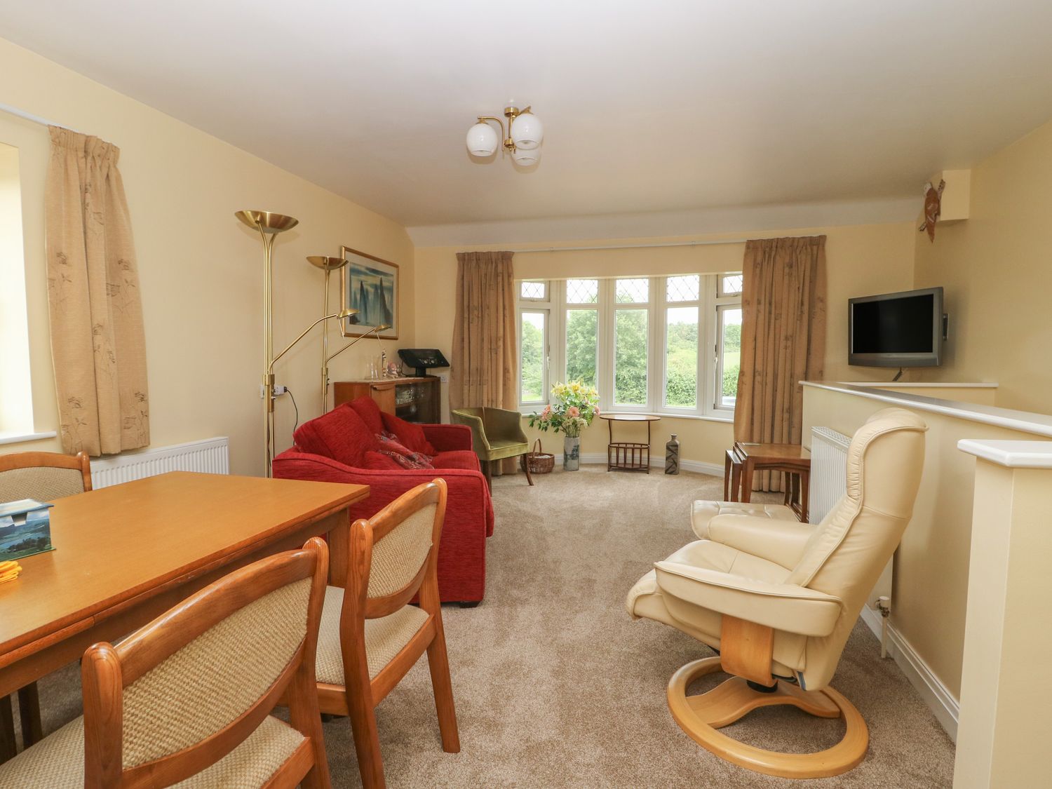 Boroughbridge Holiday Cottage sleeps 4 guests - The Gables Boroughbridge ( Ref 1049598 ) Rent holiday home in Boroughbridge North Yorkshire