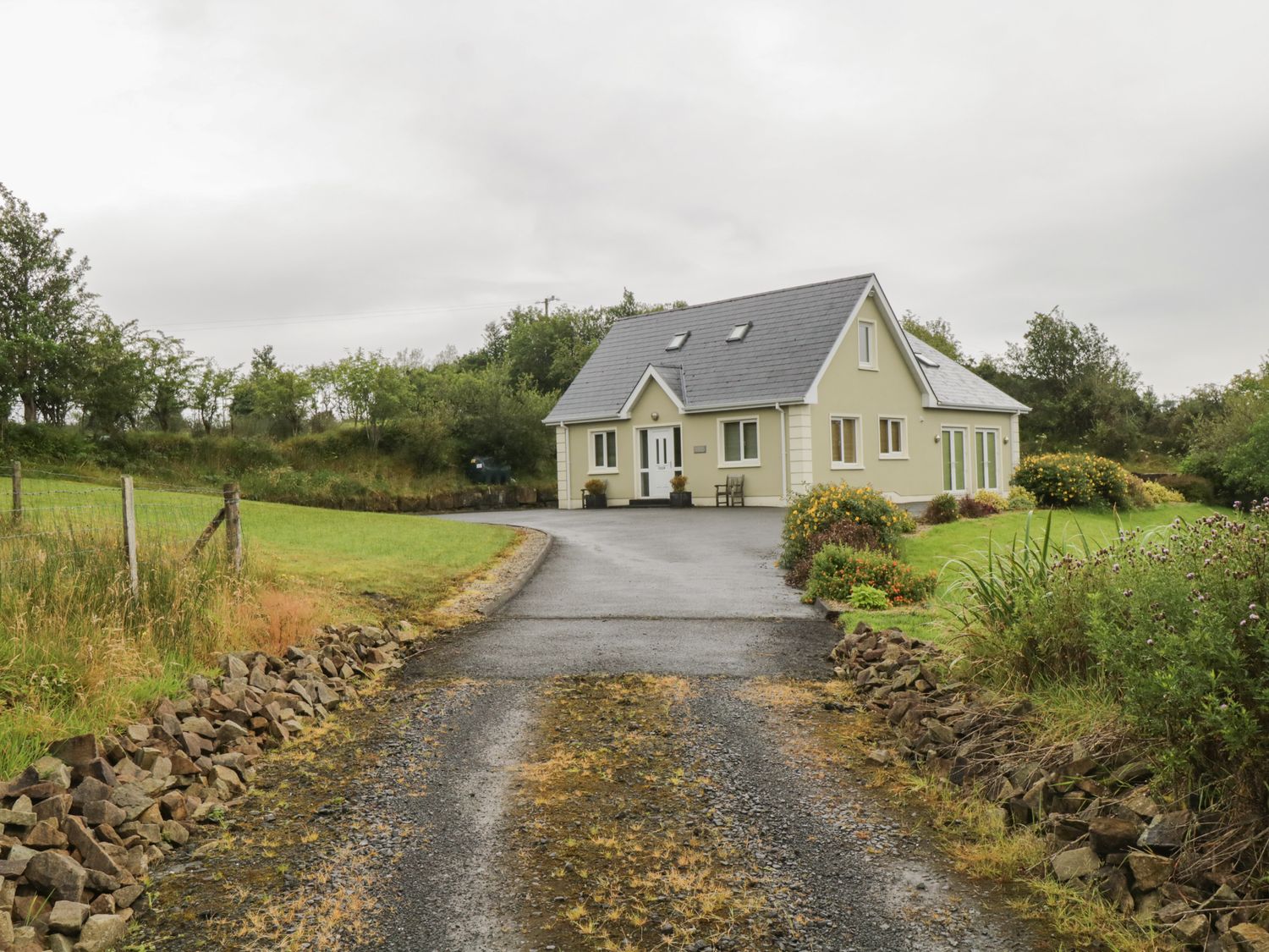 Patrick Joseph House - County Donegal - 1049798 - photo 1
