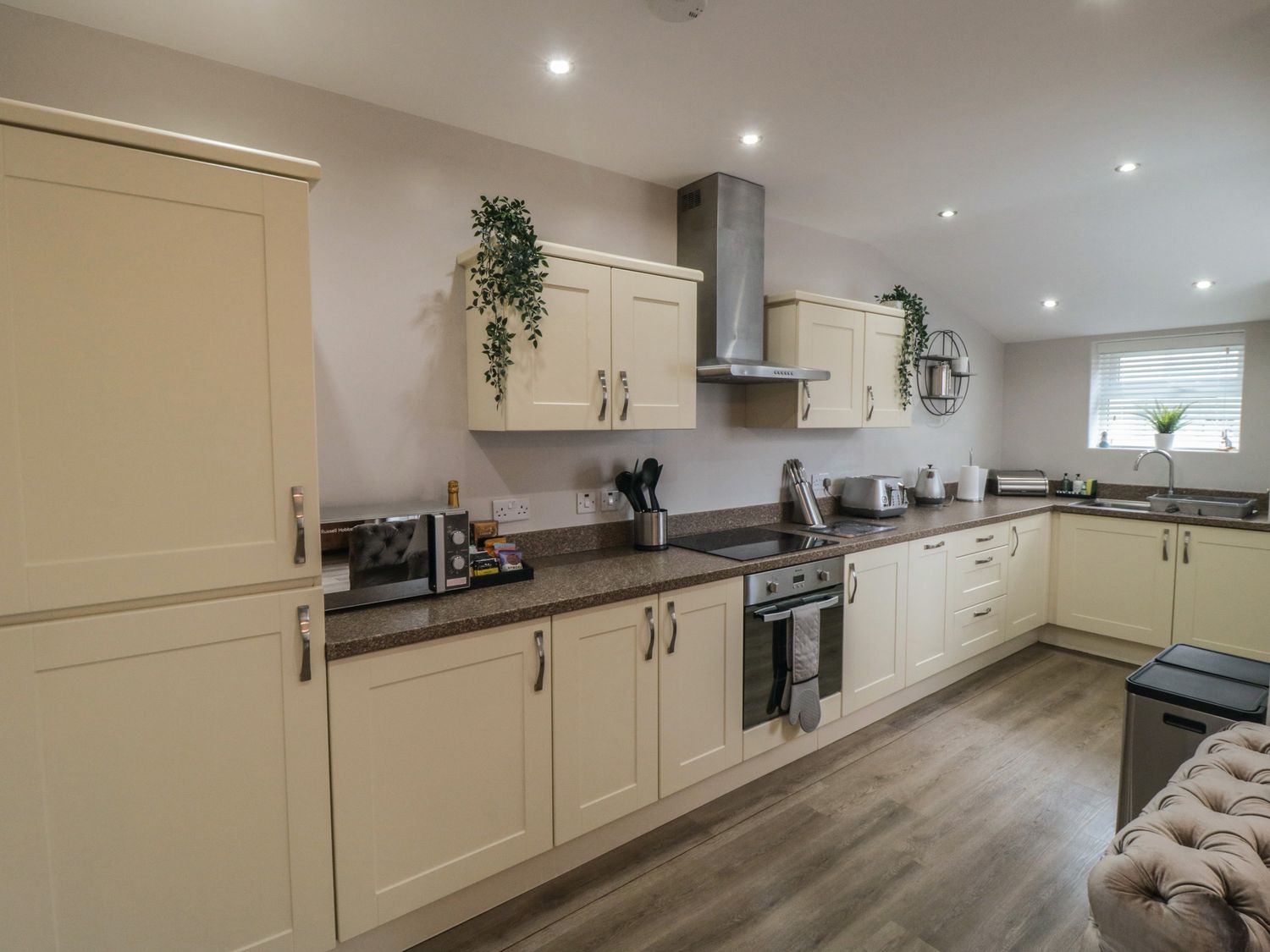 25 Victoria Park Avenue Scarborough ( Ref 1050913 ) Holiday townhouse in Scarborough sleeps 5 guests