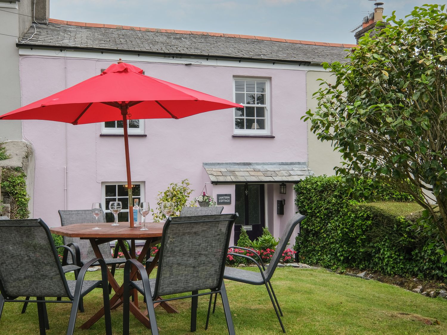 Lantern Cottage                     photo 2