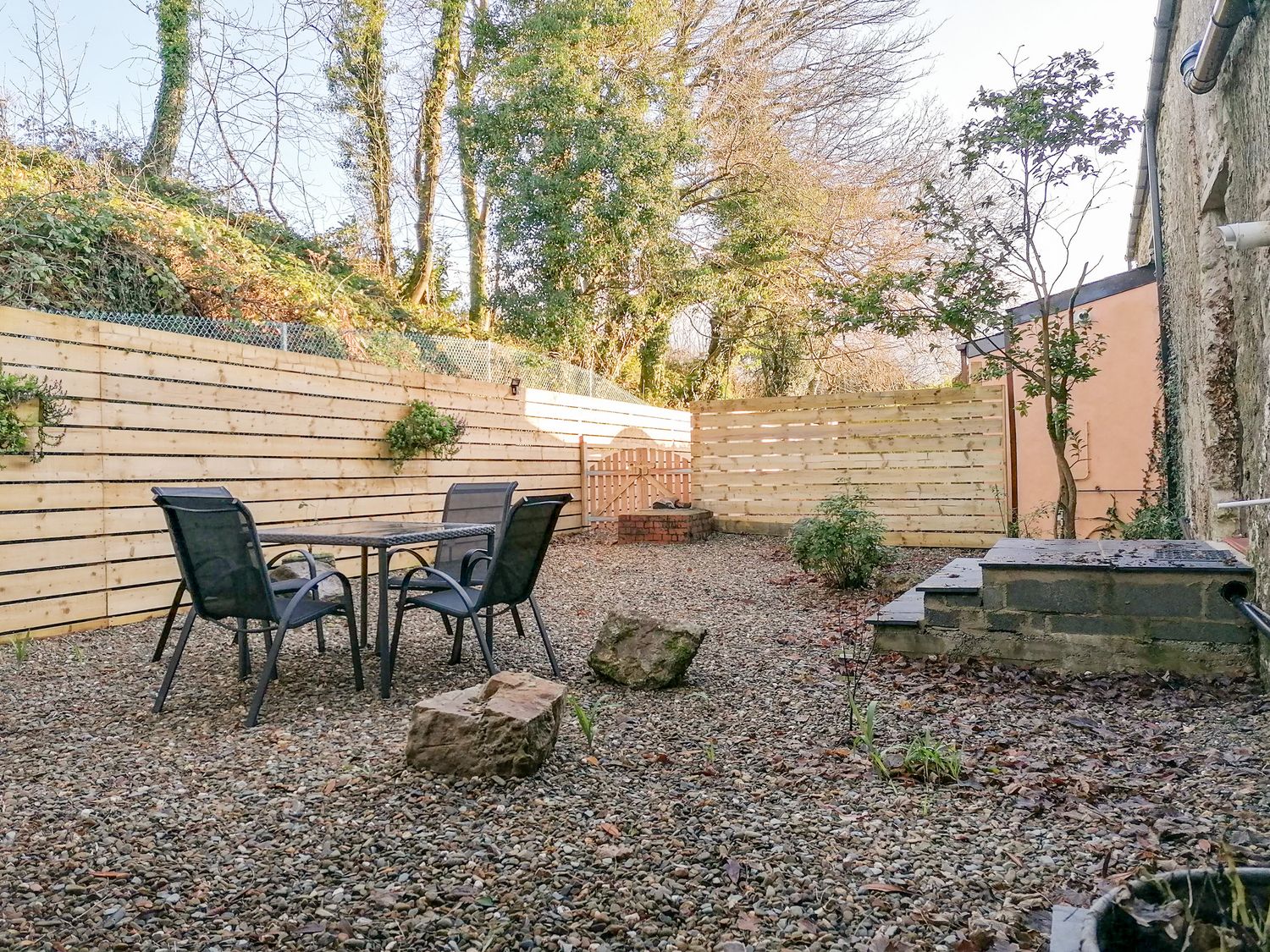 Stable Cottage, Narberth                     photo 2