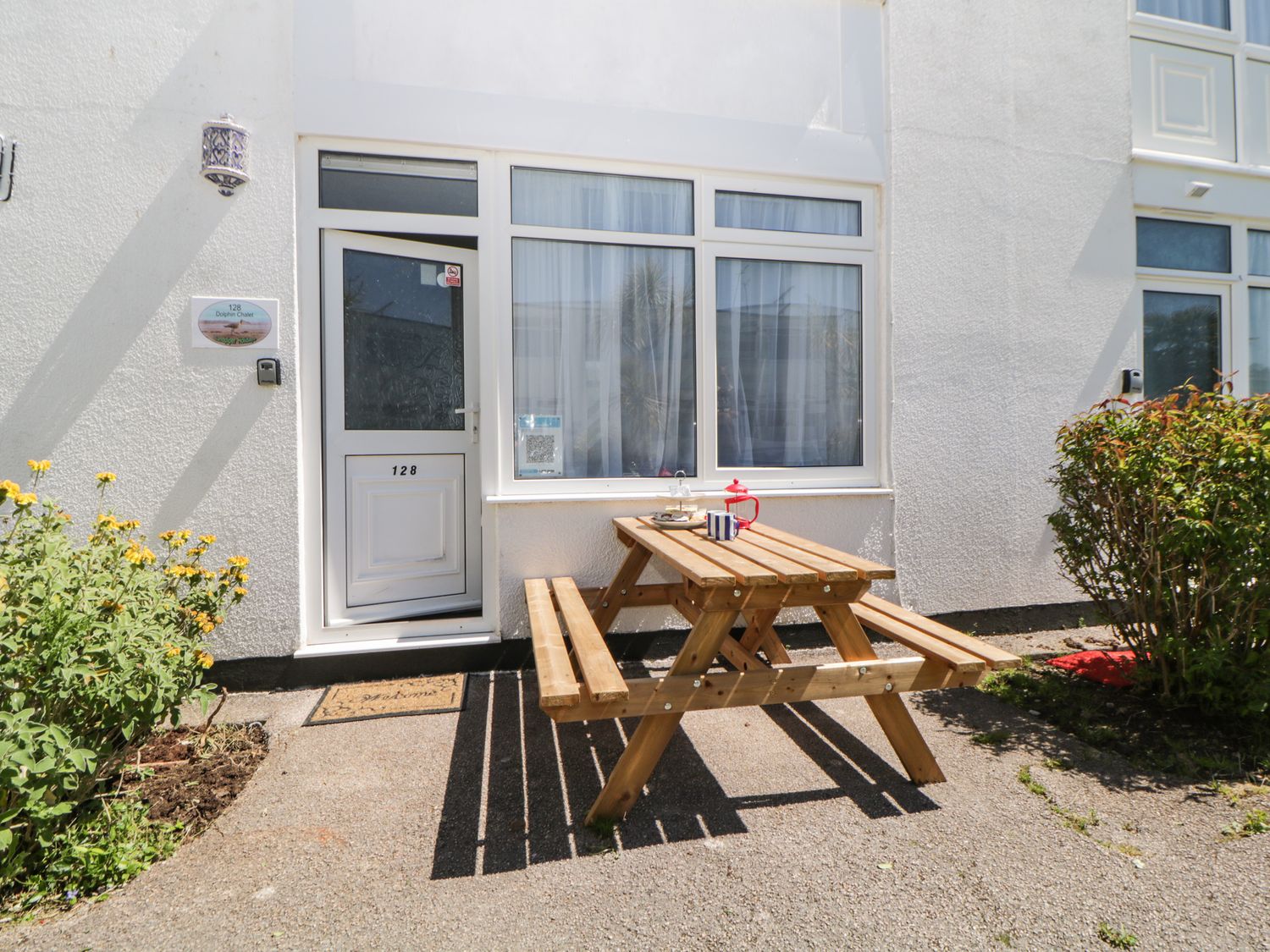 Dolphin Chalet                     photo 20