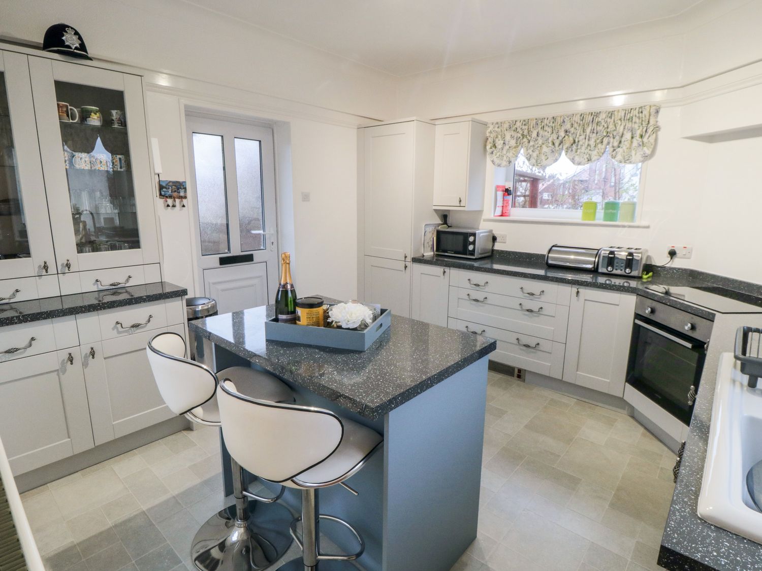 The Old Police House Hinderwell ( Ref 1054301 ) Holiday Cottage in Hinderwell North Yorkshire