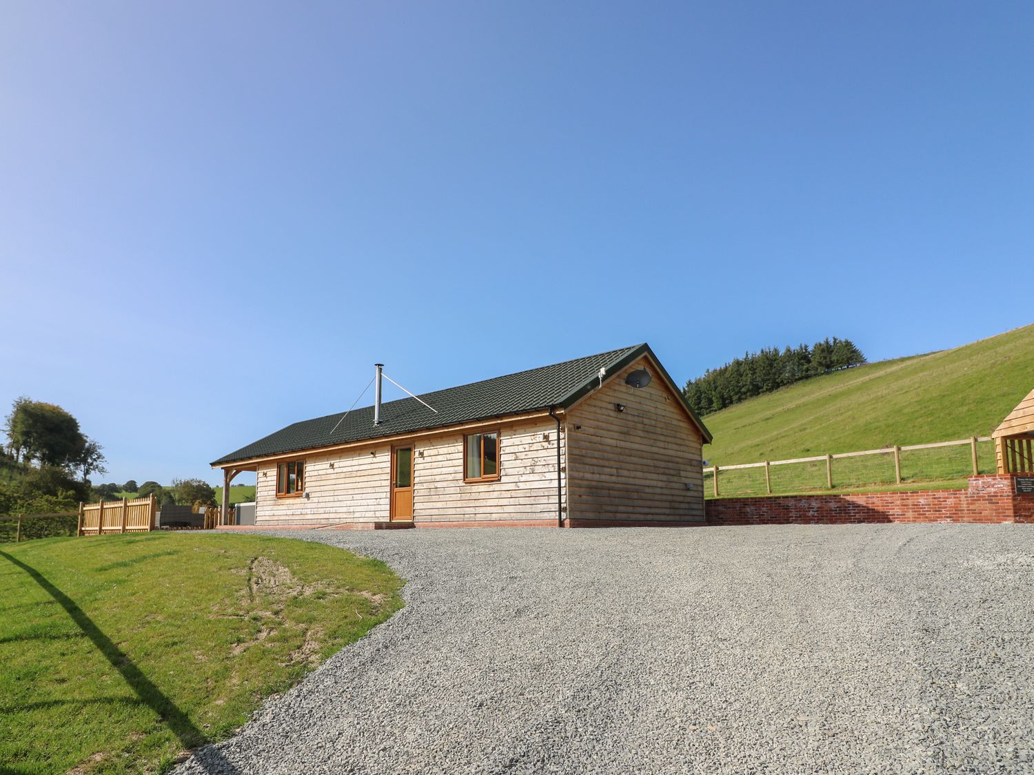Ploony Hill Cabin - Mid Wales - 1055053 - photo 1