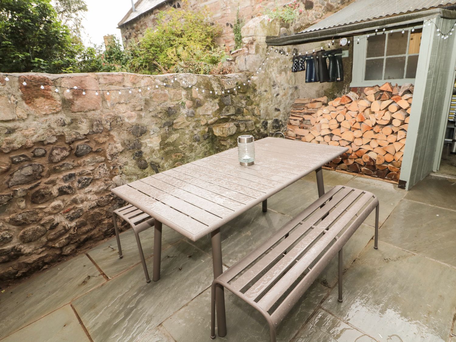 Curlew Cottage, 2 Fenkle Street                     photo 33