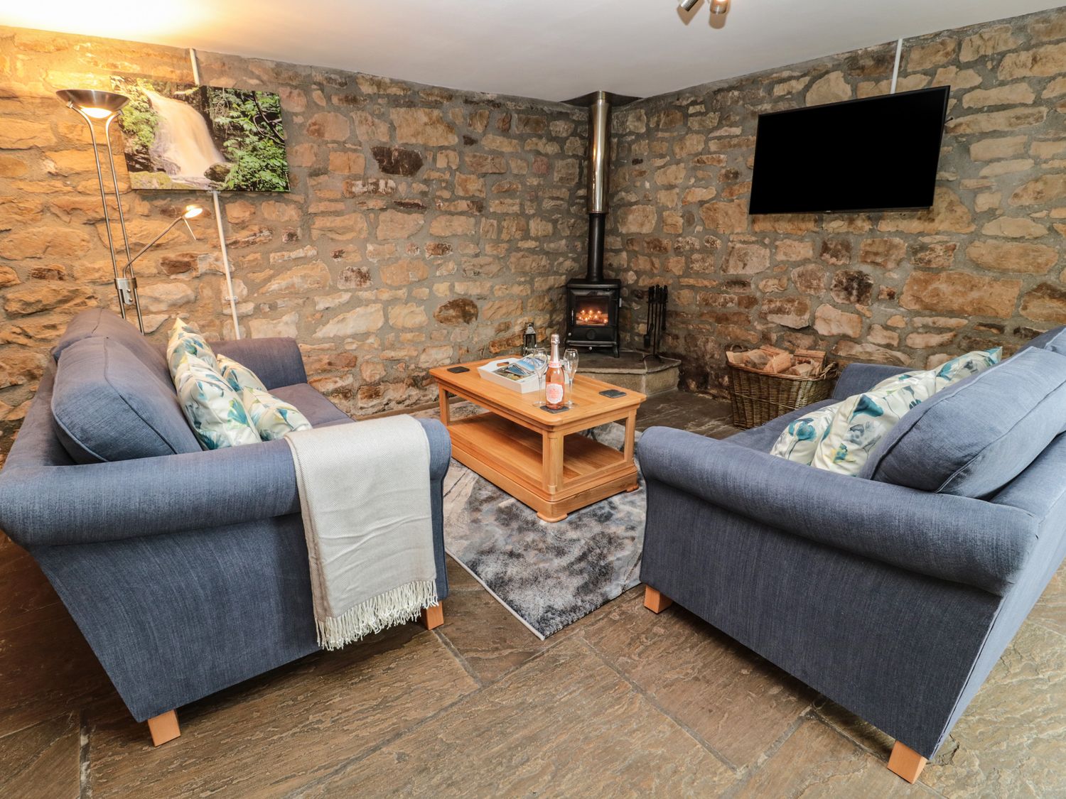 Granary Cottage                     photo 2