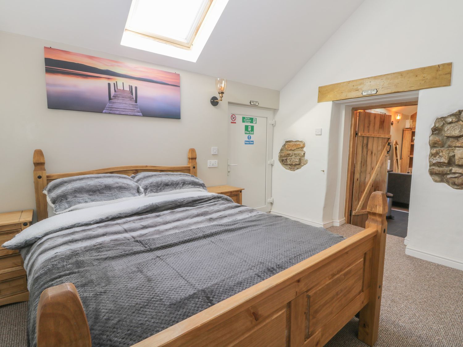 Dovecote Cottage Cloughton ( Ref 1058245 ) Holiday cottage for a couple in Cloughton near Scarborough