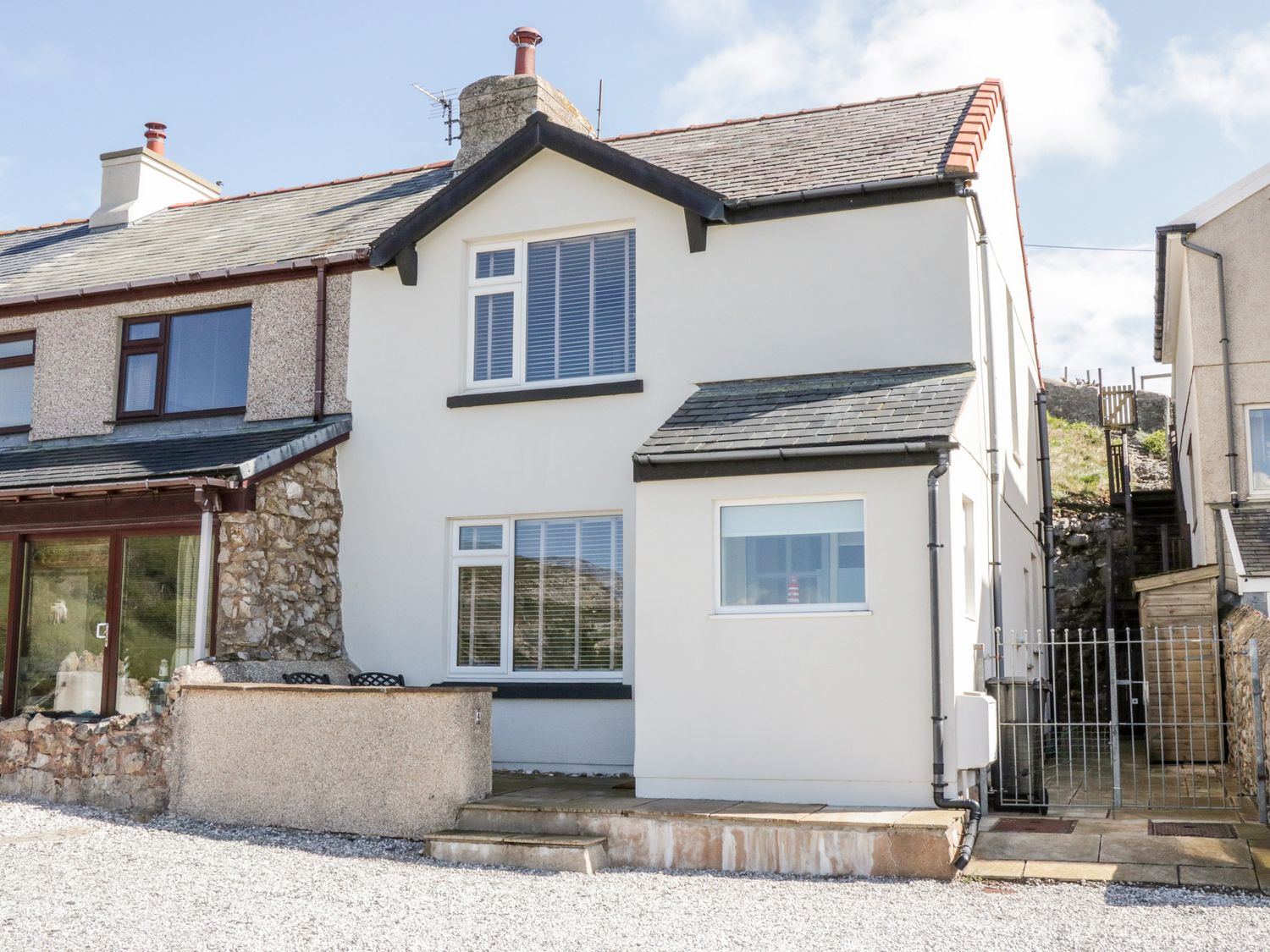 4 Anglesey Road - North Wales - 1058314 - photo 1
