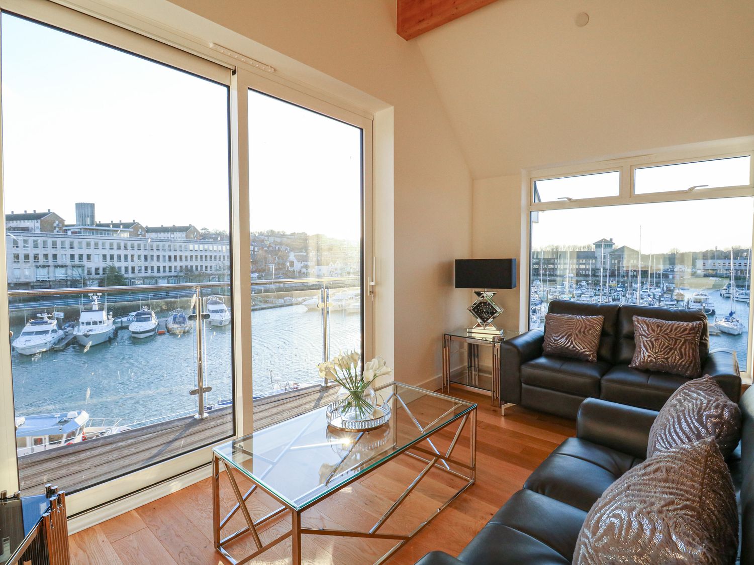 Harbourside Haven Penthouse 1 - Dorset - 1059266 - photo 1