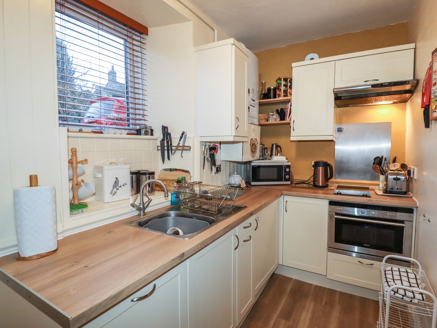 Winskill Cottage Langcliffe ( Ref 1060194 ) Rent Langcliffe holiday cottage sleeps 2