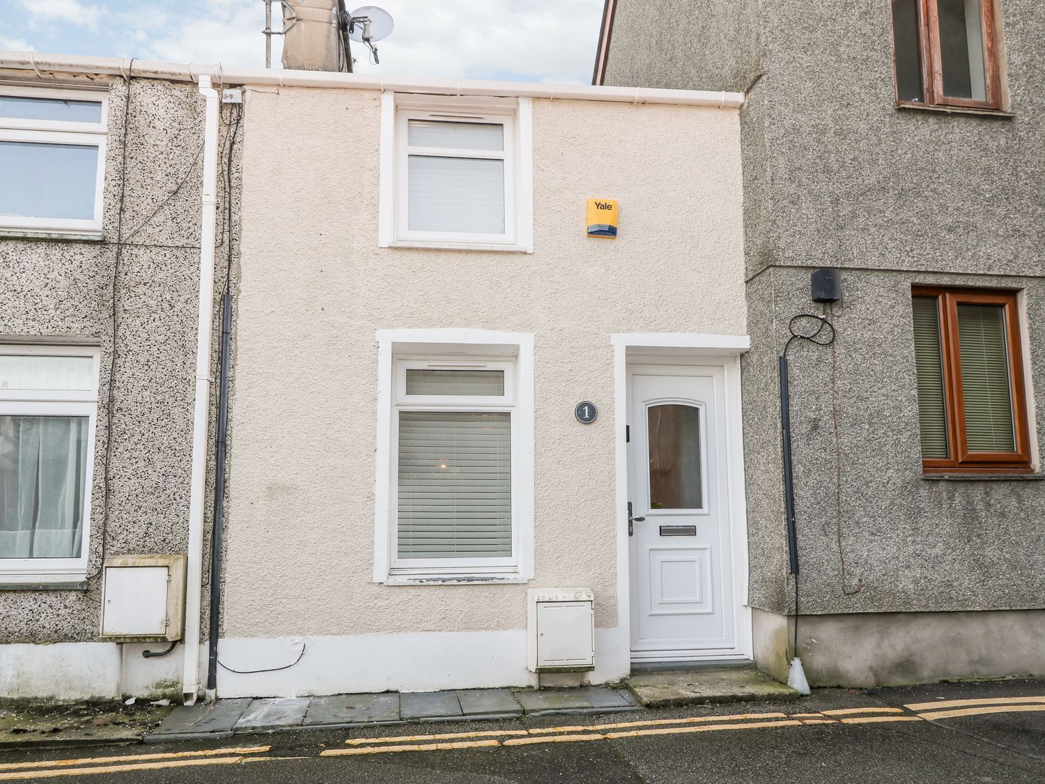 Driftwood Terrace, Porthmadog | Holiday Cottage | Bird Spot