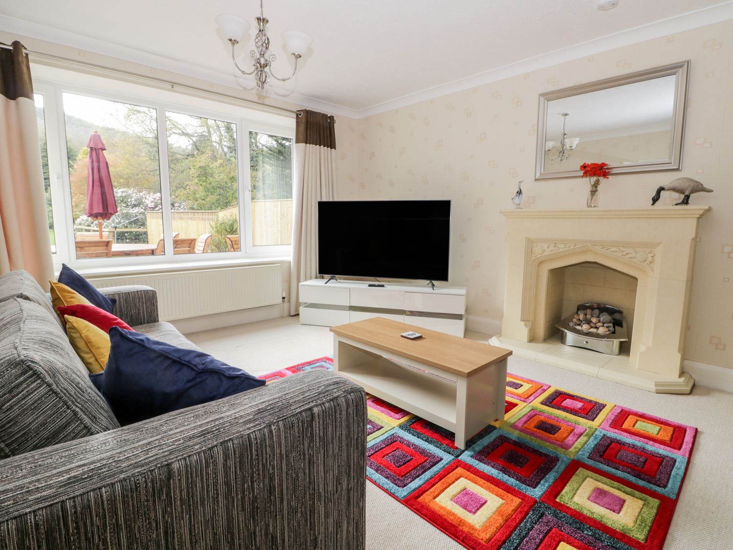 Raincliffe Manor Scarborough ( Ref 1062075 ) Holiday home in Scarborough for 8 guests
