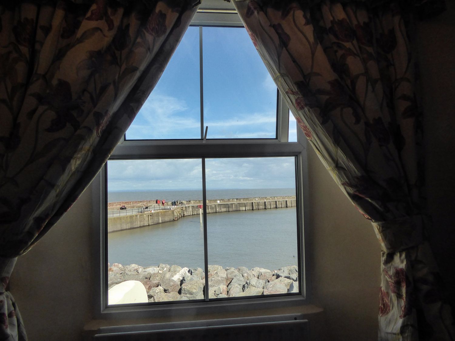 Harbour Cottage                     photo 37