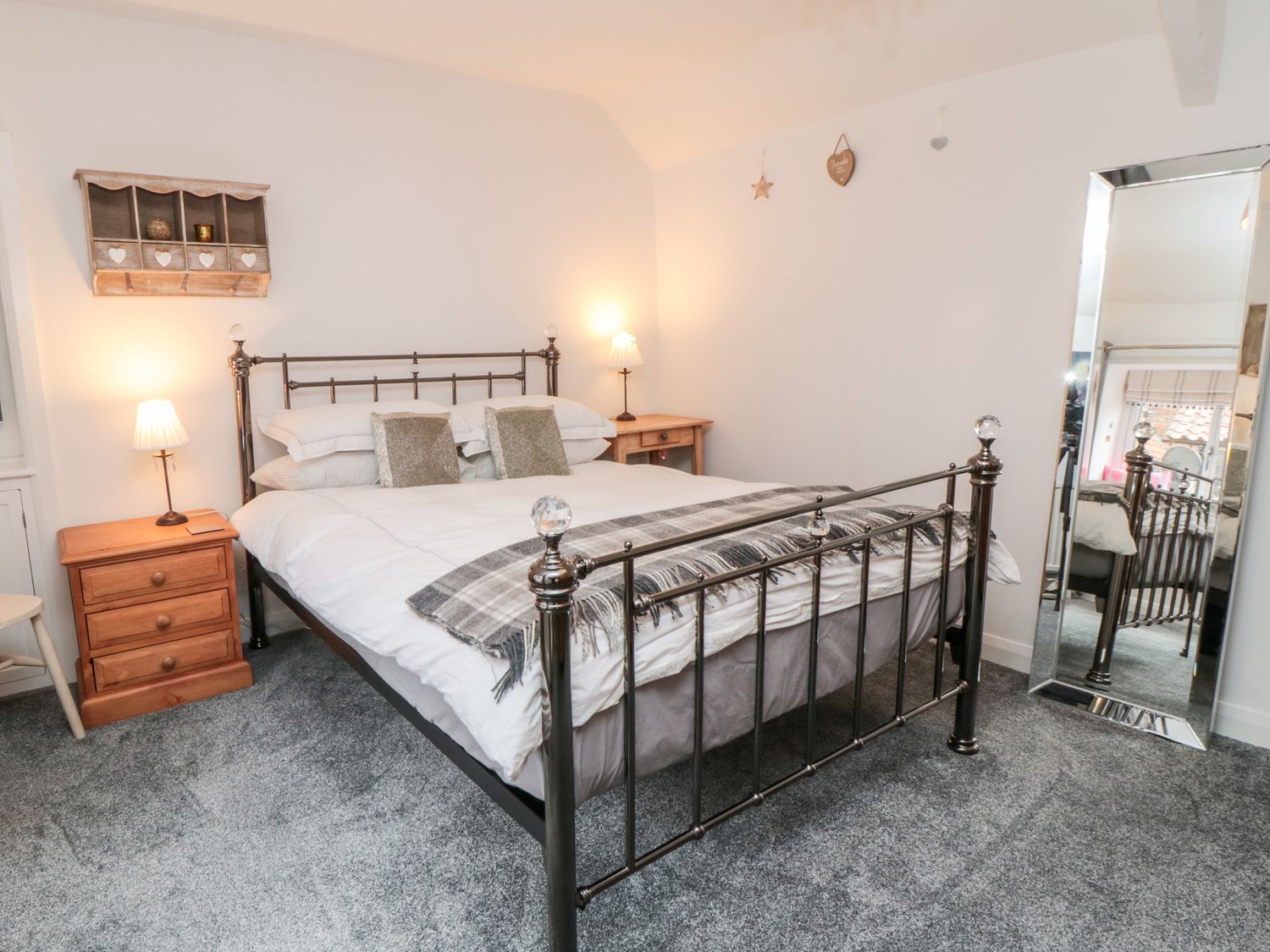 Kirkbymoorside Holiday Cottages Book self catering