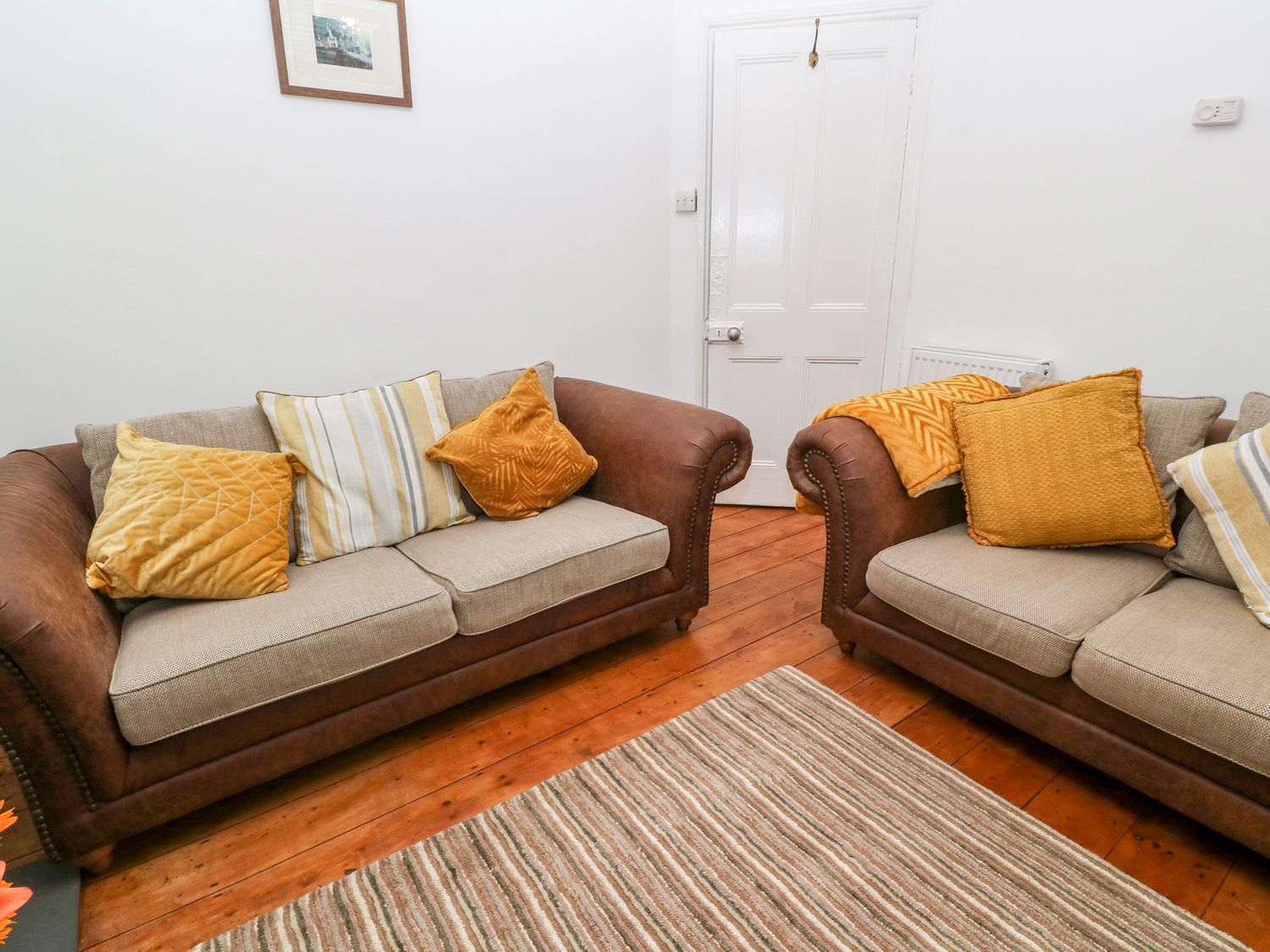 5 Parc Terrace                     photo 2
