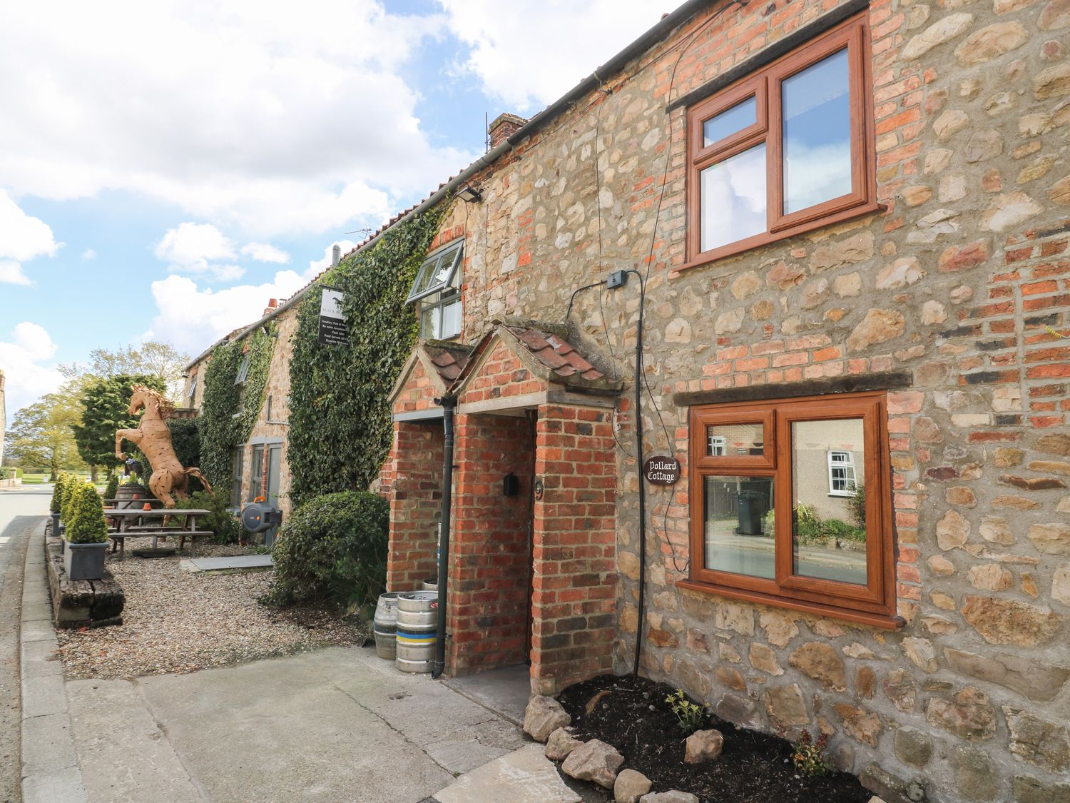 Pollard Cottage - North Yorkshire (incl. Whitby) - 1065303 - photo 1