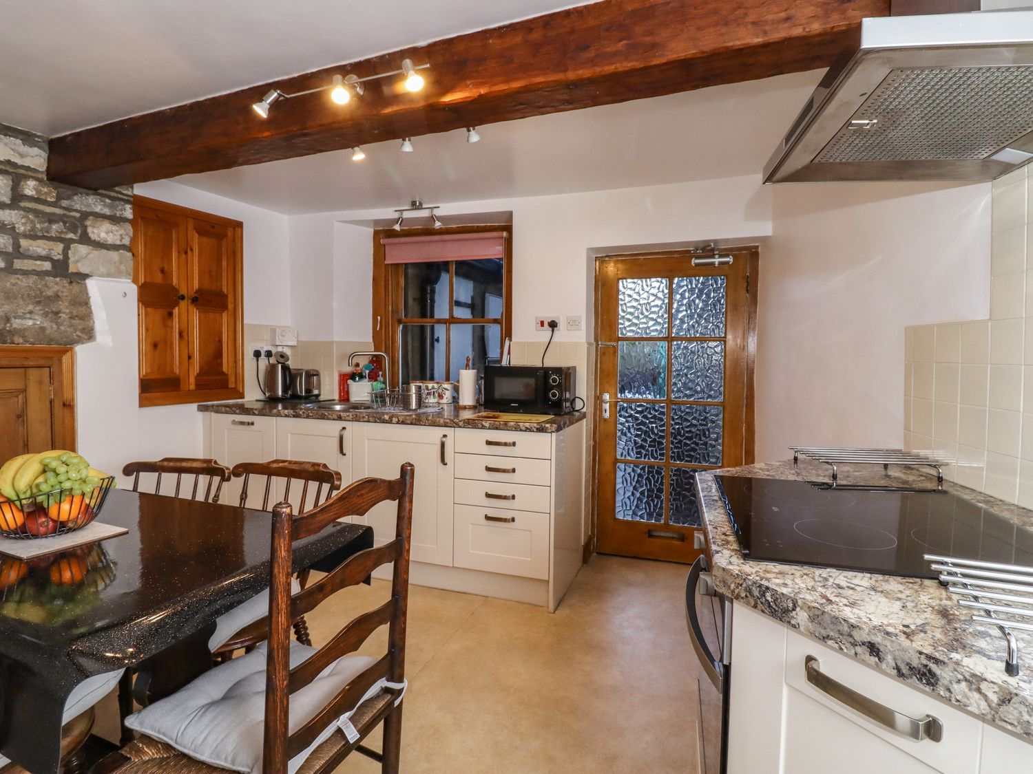 2 The Square Grassington ( Ref 1067952 ) Holiday Cottage in Grassington Yorkshire Dales