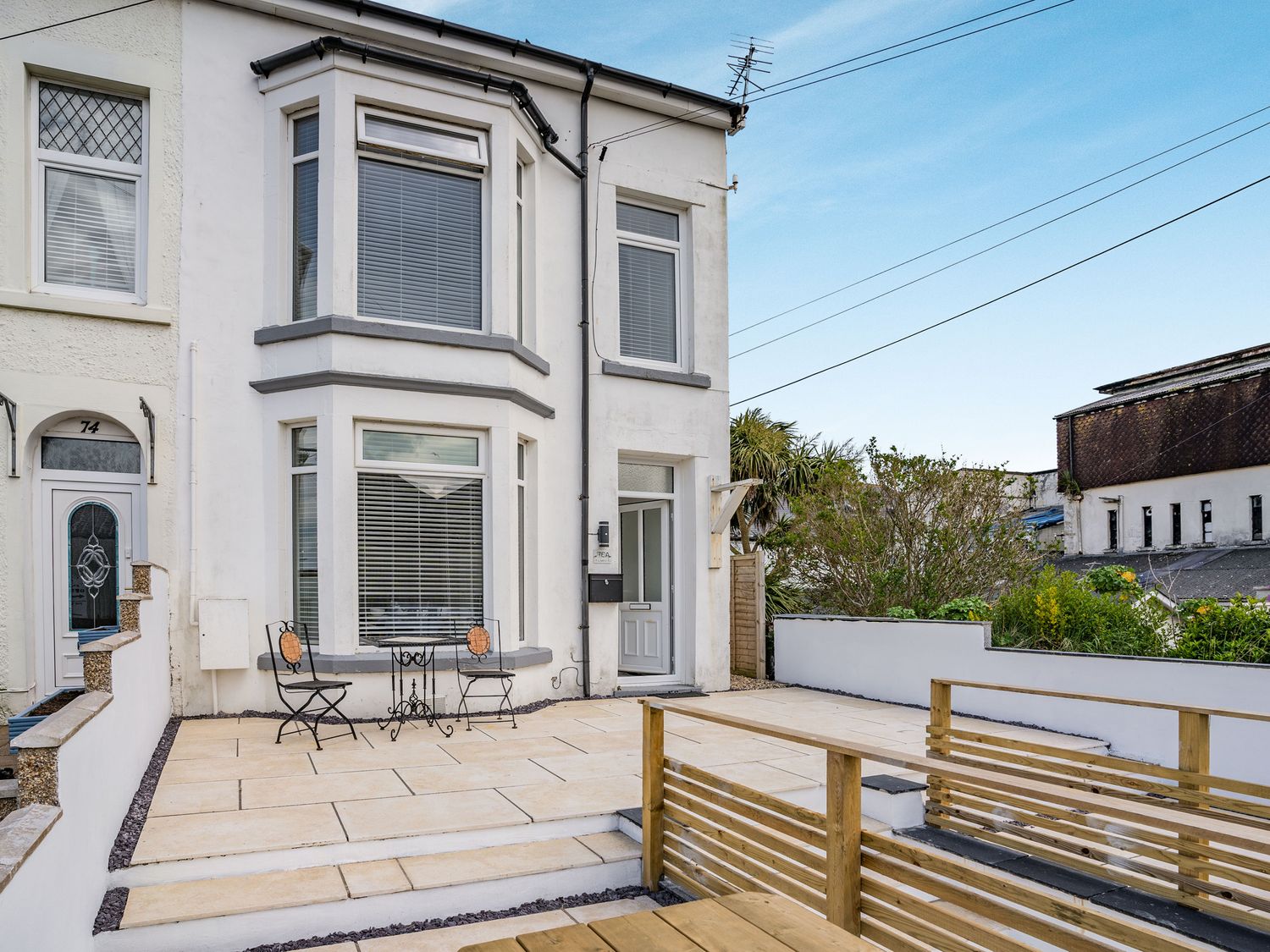 76A Mackworth Road                     photo 2