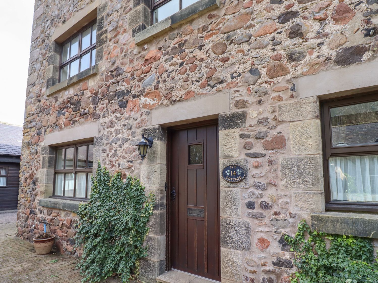 Ivy Cottage                     photo 2