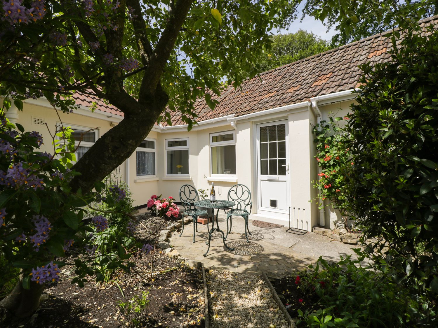 Long Batch Cottage - Somerset & Wiltshire - 1072298 - photo 1