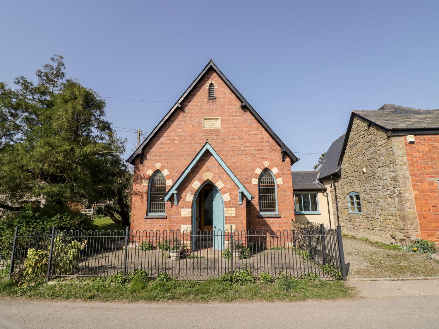 The Chapel, Yarpole Holiday Cottage Bird Spot