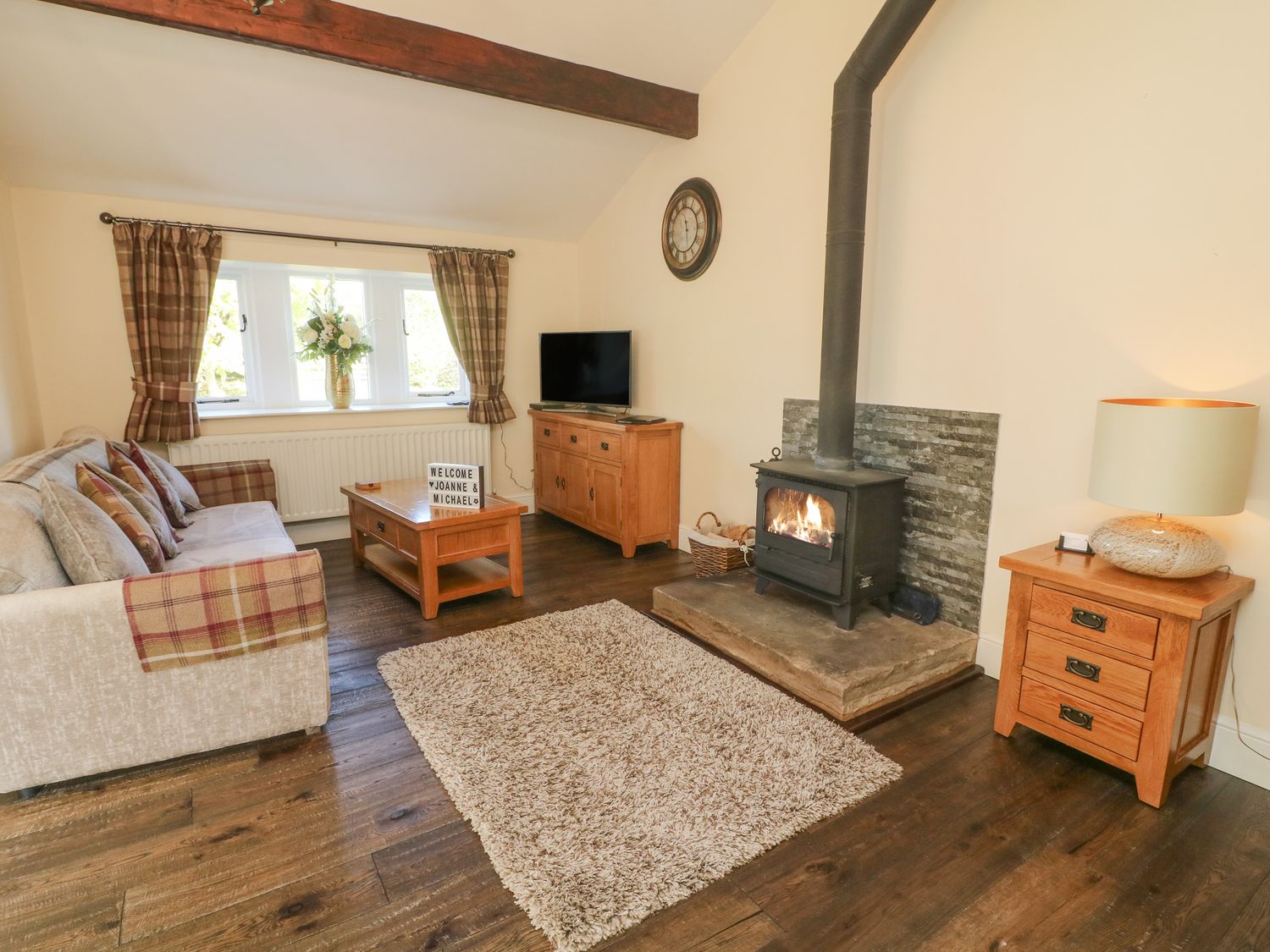 Beckside Cottage Cowling ( Ref 906996 ) Holiday cottage near Cowling North Yorkshire