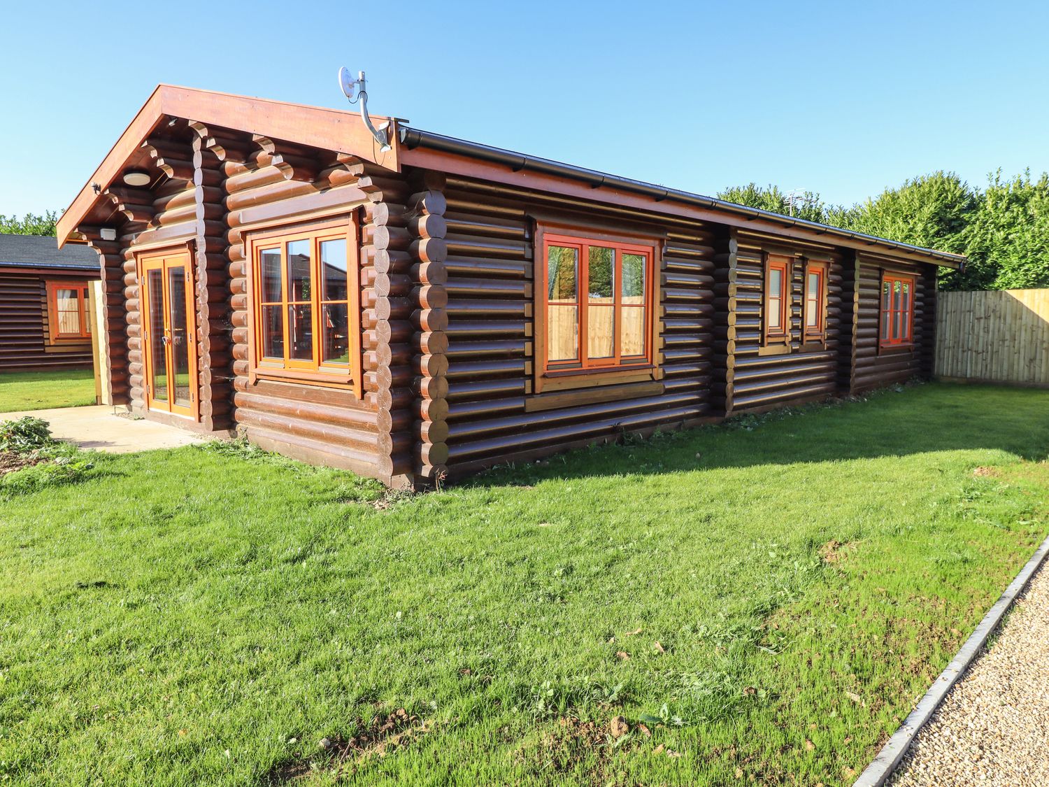 Holly Lodge - Lincolnshire - 1075257 - photo 1