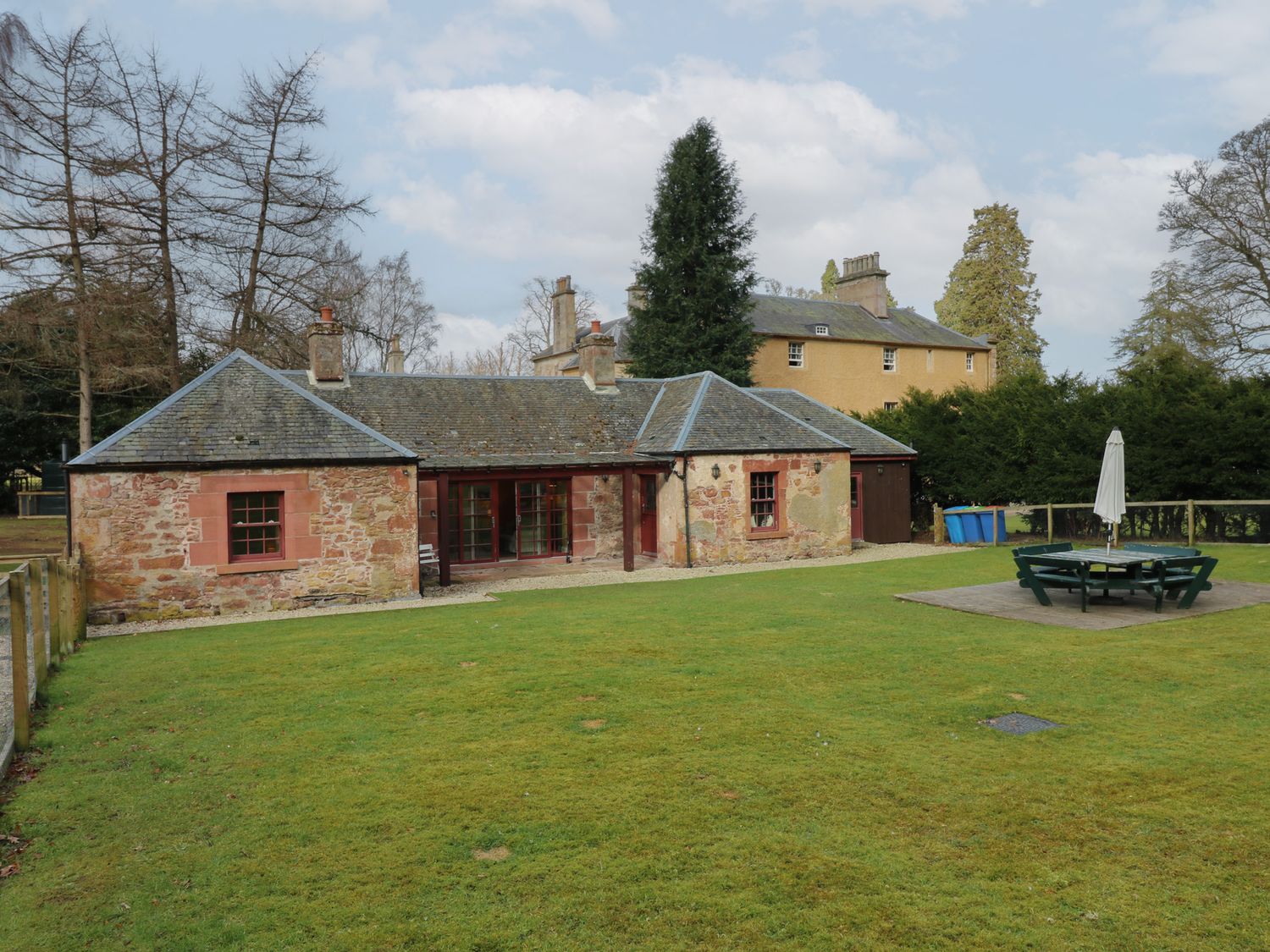 The Old Laundry Cottage - Scottish Lowlands - 1076172 - photo 1