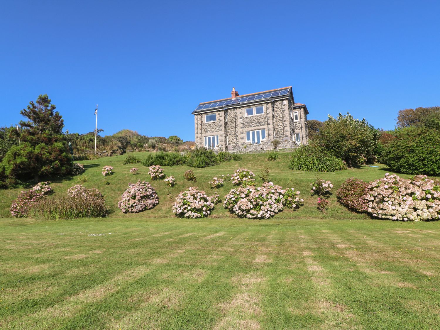 Penmarth House Holiday Cottages in Coverack