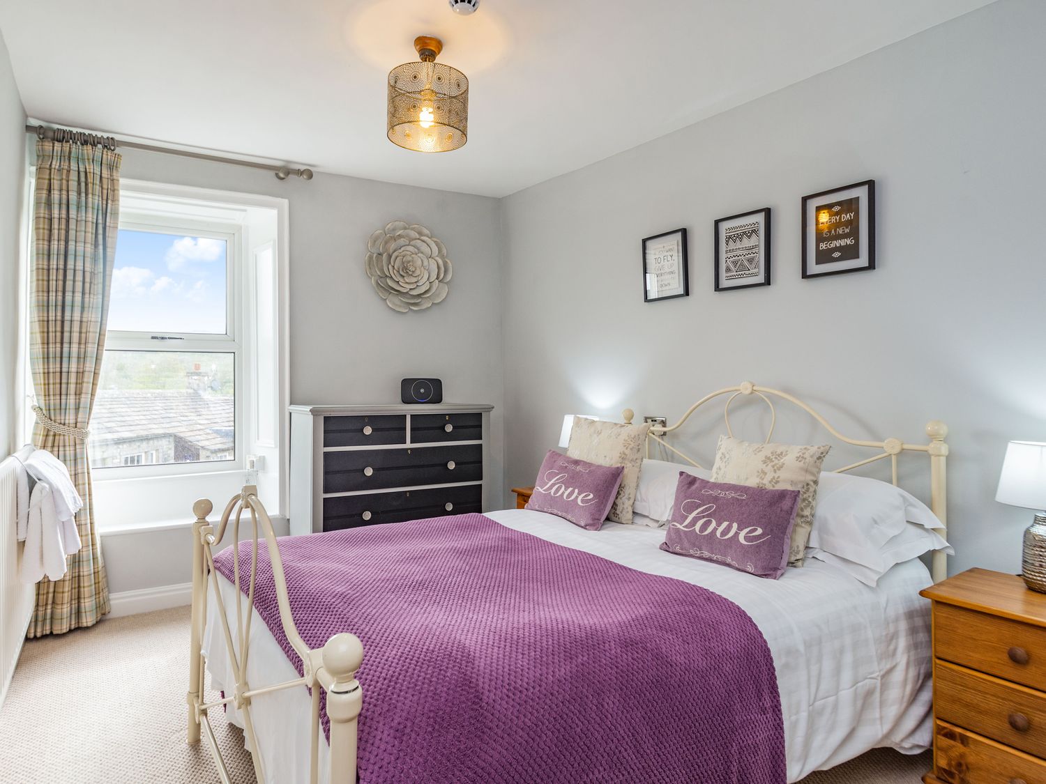 Bedroom Anglers Barn Kilnsey ( Ref 1077188 ) Book Kilnsey holiday cottage for 10 people near Grassington North Yorkshire