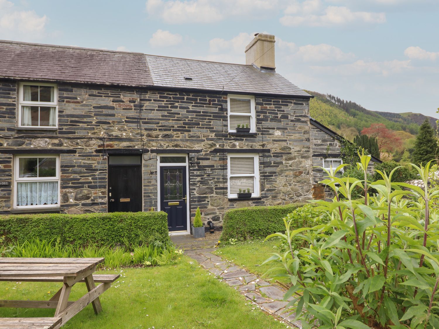 Arthur’s Cottage - North Wales - 1078526 - photo 1