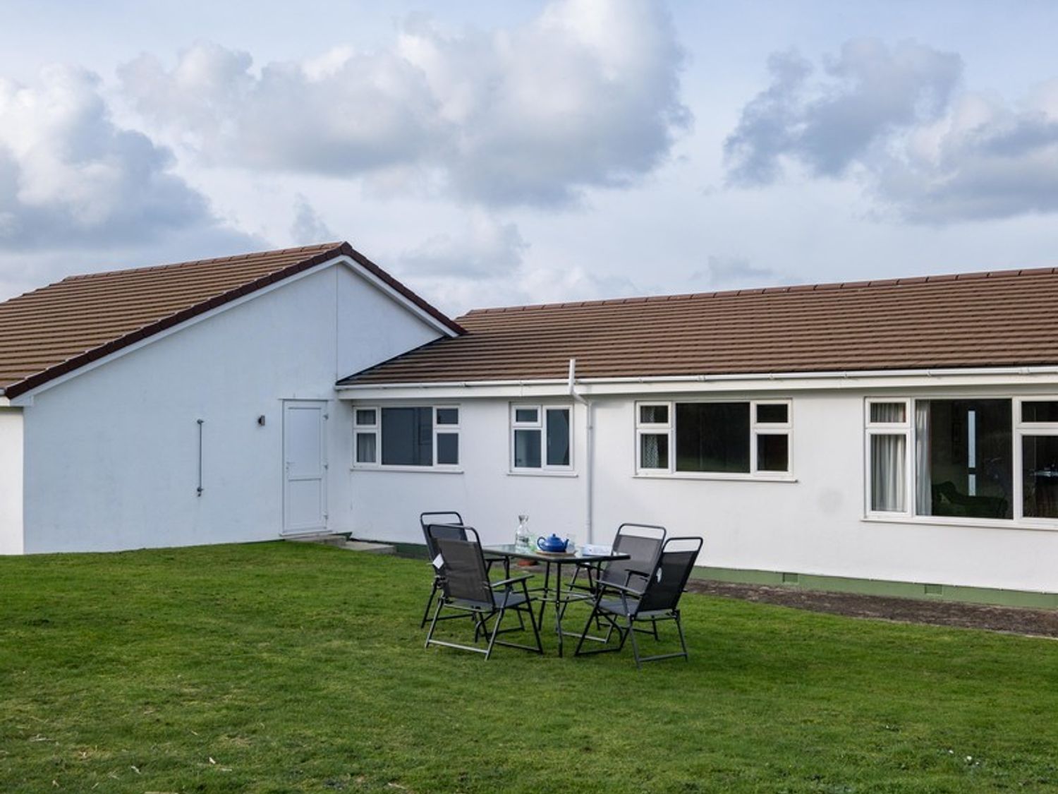 Windyhill, Polzeath Holiday Cottage Bird Spot