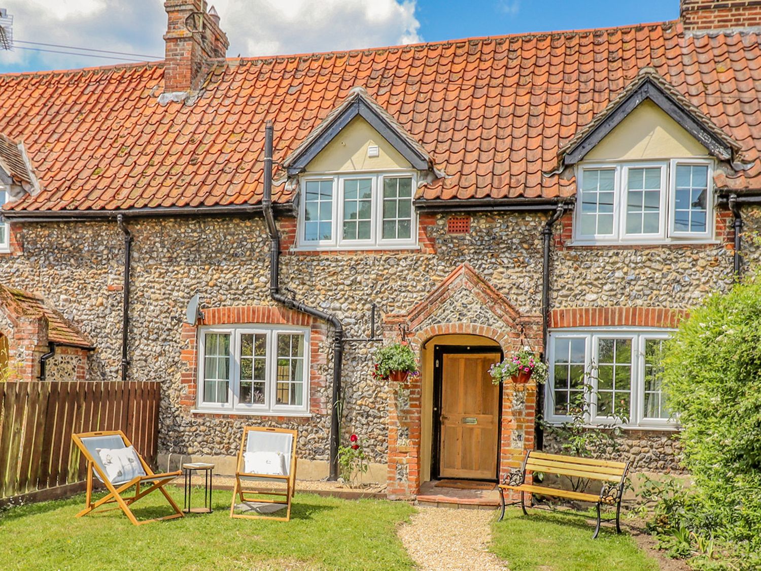 Bluebird Cottage                     photo 19