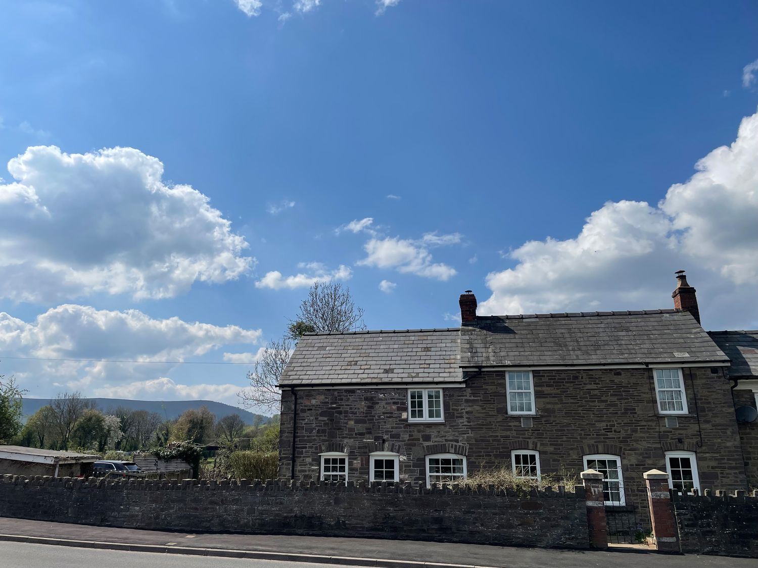 Rose Cottage Abergavenny Werngifford Self Catering Holiday Cottage