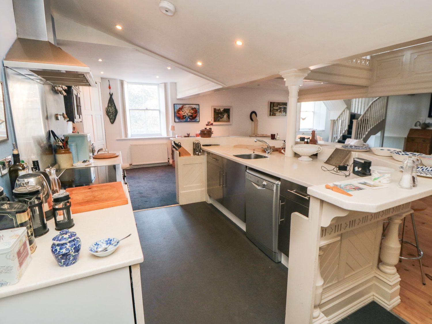 Bethel Chapel Staithes ( Ref 1086704 ) Book holiday home for 8 people in Staithes North Yorkshire