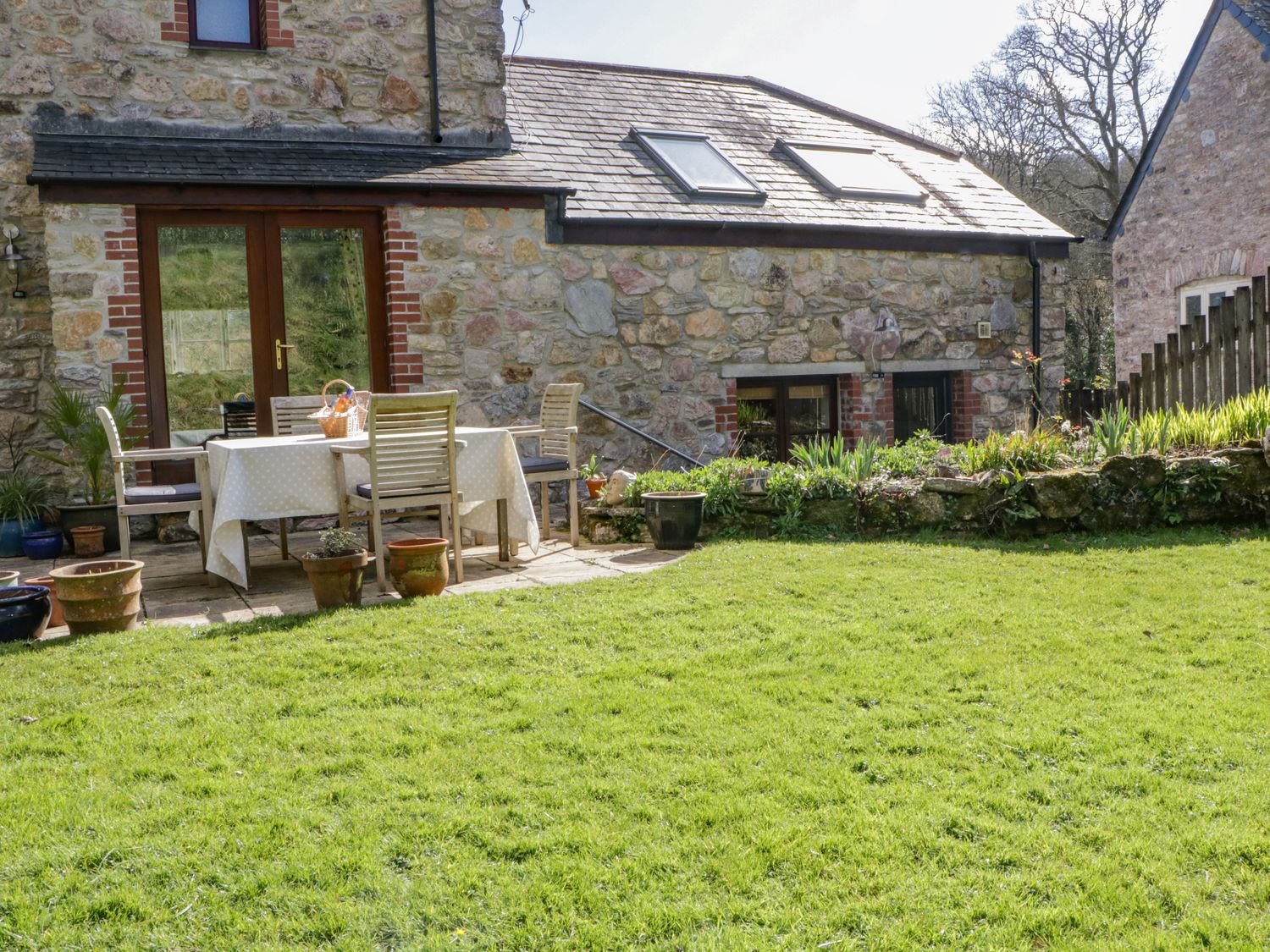 Number 10 Puffin Cottage, Camelford Holiday Cottage Bird Spot