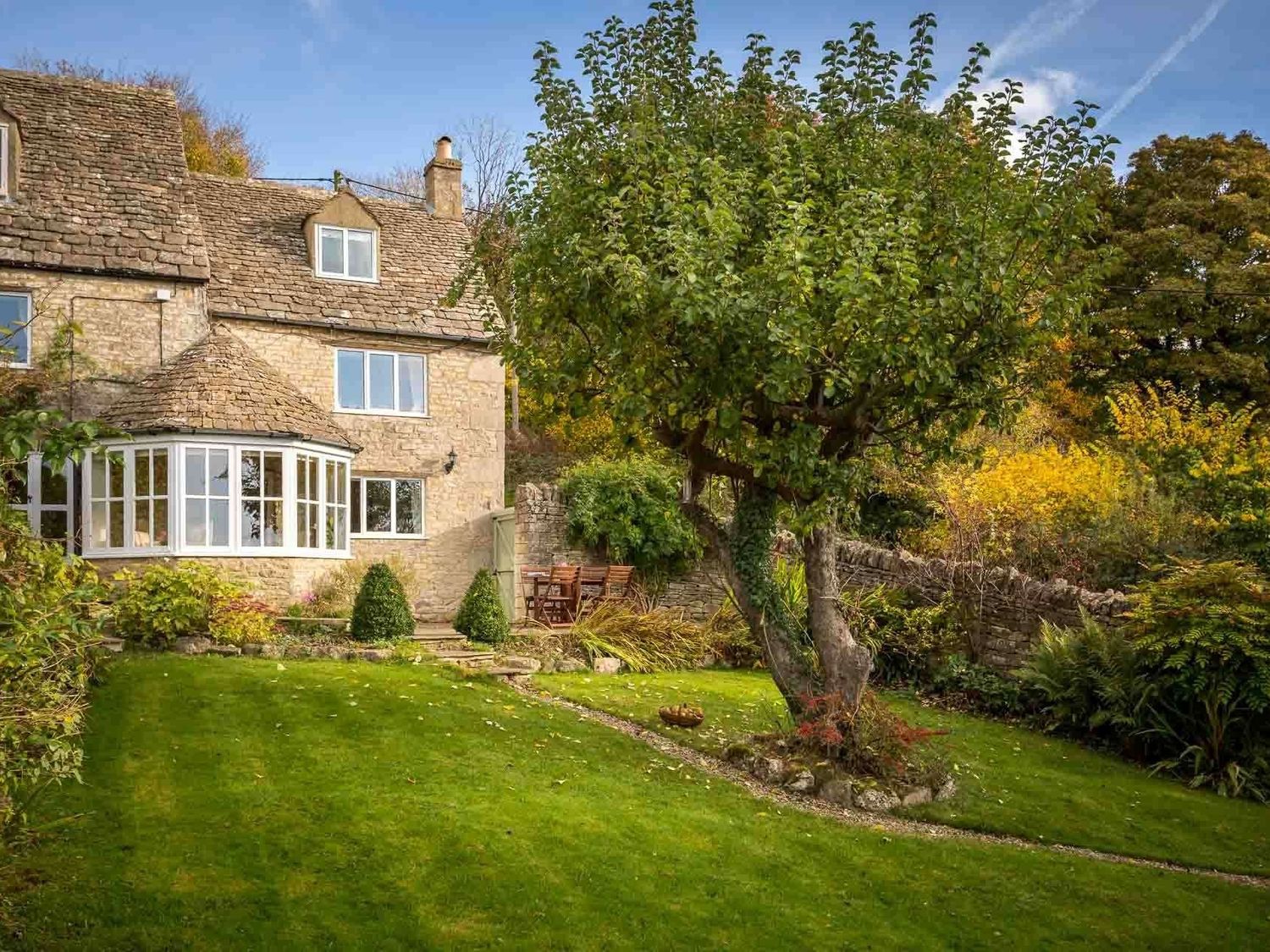 Grange Cottage Minchinhampton St Chloe Self Catering Holiday Cottage